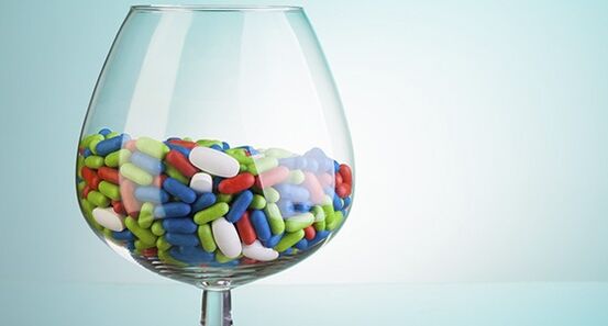 études de compatibilité avec les antibiotiques et l’alcool.